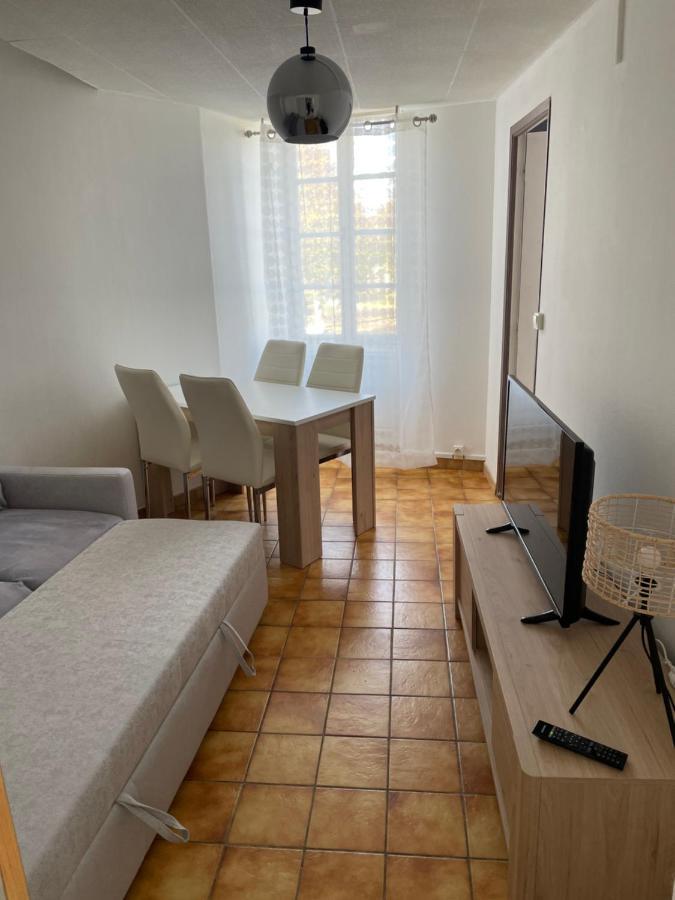 Charmant T2 Au 1Er Dans Residence Avec Parc Arbore Saint-Pierre-le-Moutier ภายนอก รูปภาพ