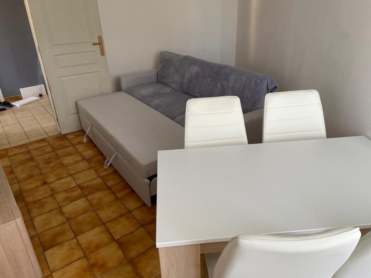 Charmant T2 Au 1Er Dans Residence Avec Parc Arbore Saint-Pierre-le-Moutier ภายนอก รูปภาพ